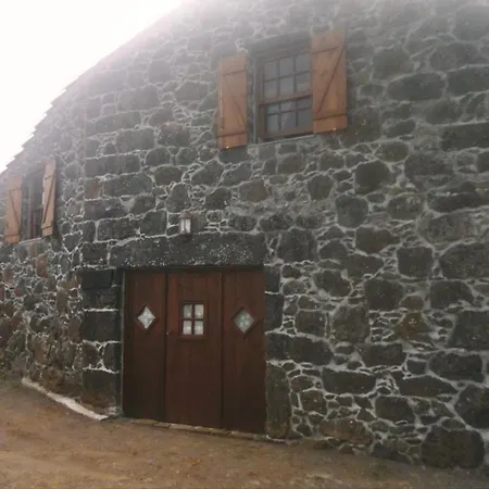 Mountain Hideaway *