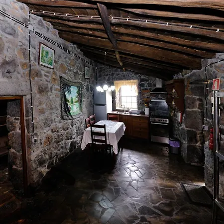 Mountain Hideaway Holiday home
