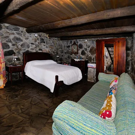 Mountain Hideaway * Almas (Graciosa)